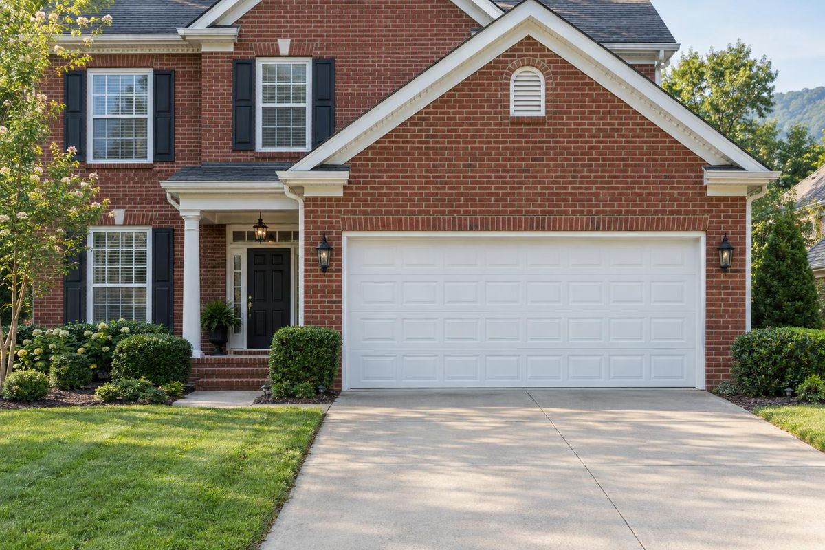 Raised panel garage door